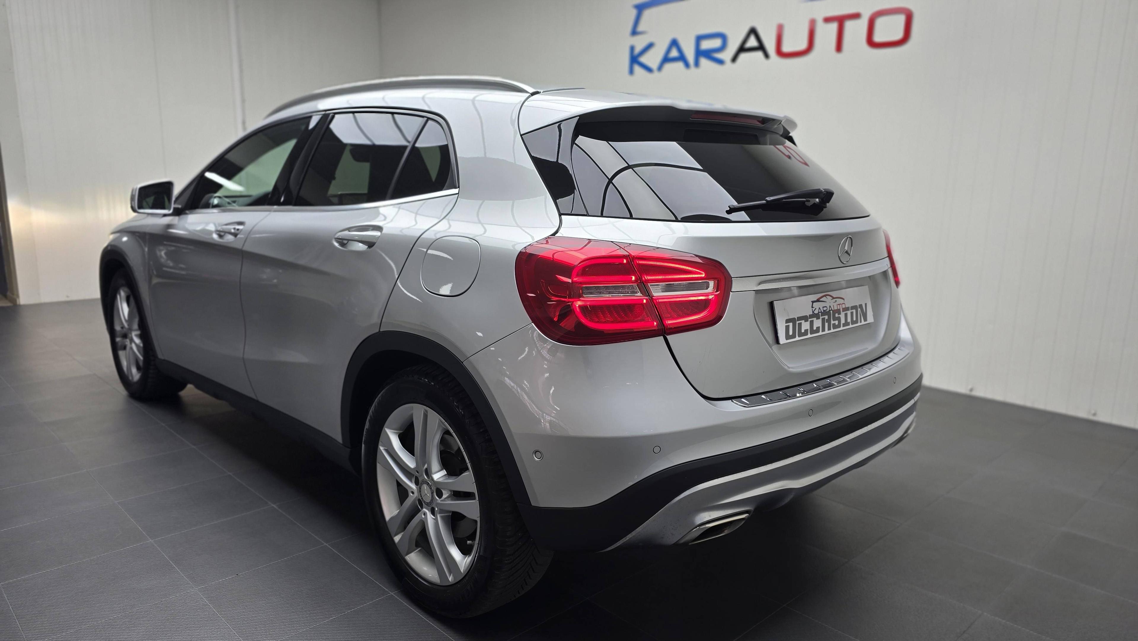 MERCEDES-BENZ CLASSE GLA