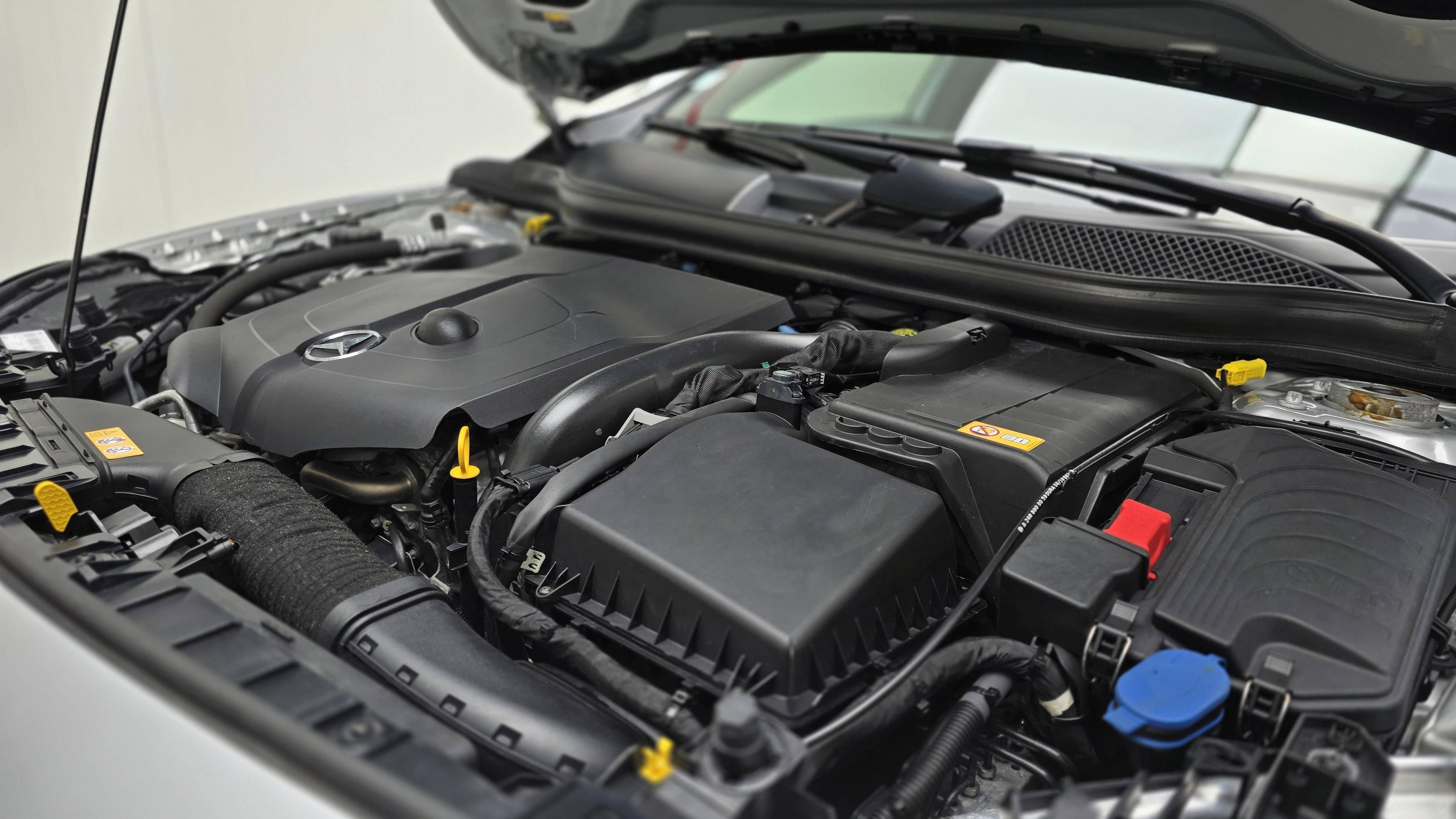 MERCEDES-BENZ CLASSE GLA