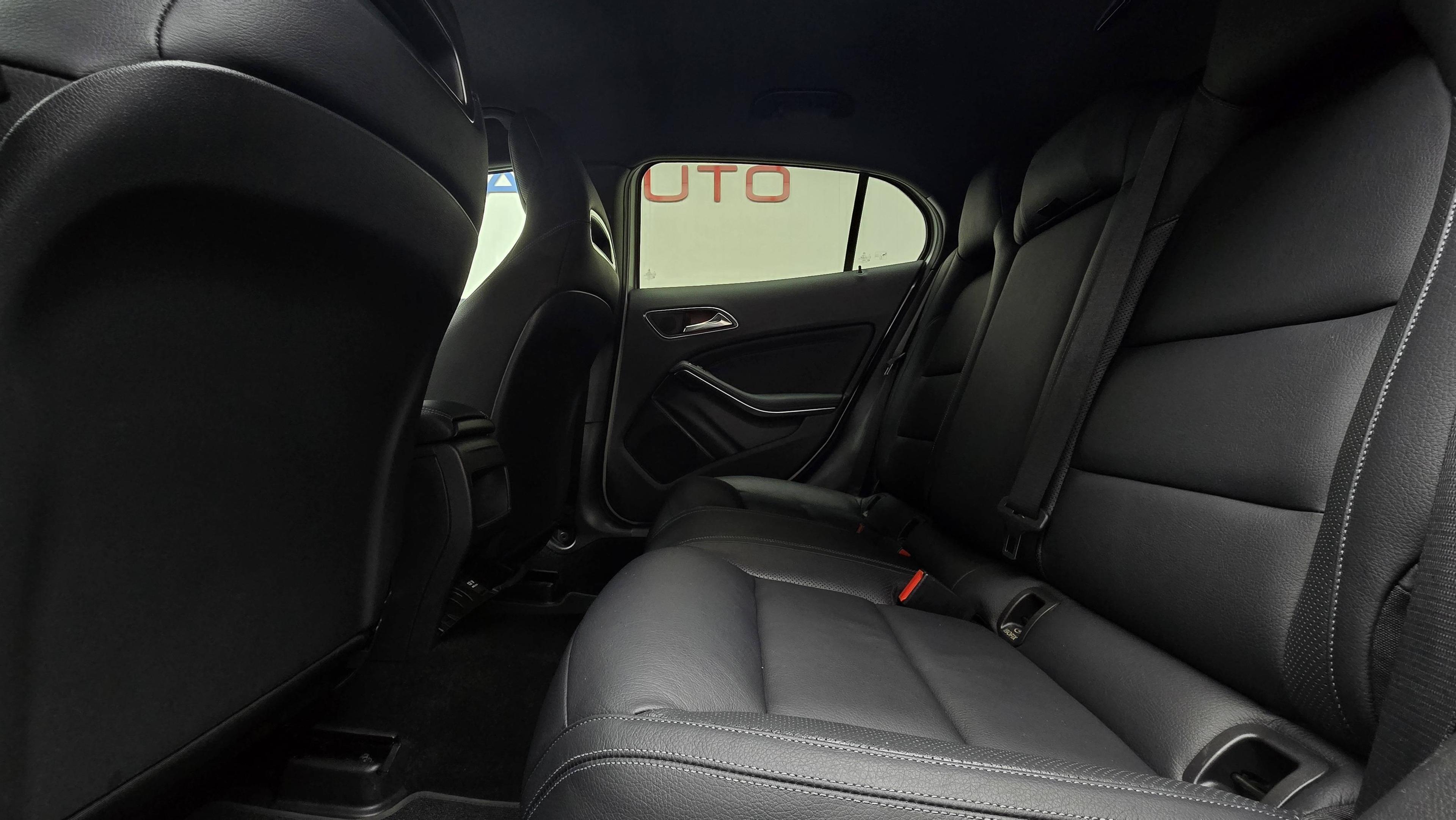 MERCEDES-BENZ CLASSE GLA