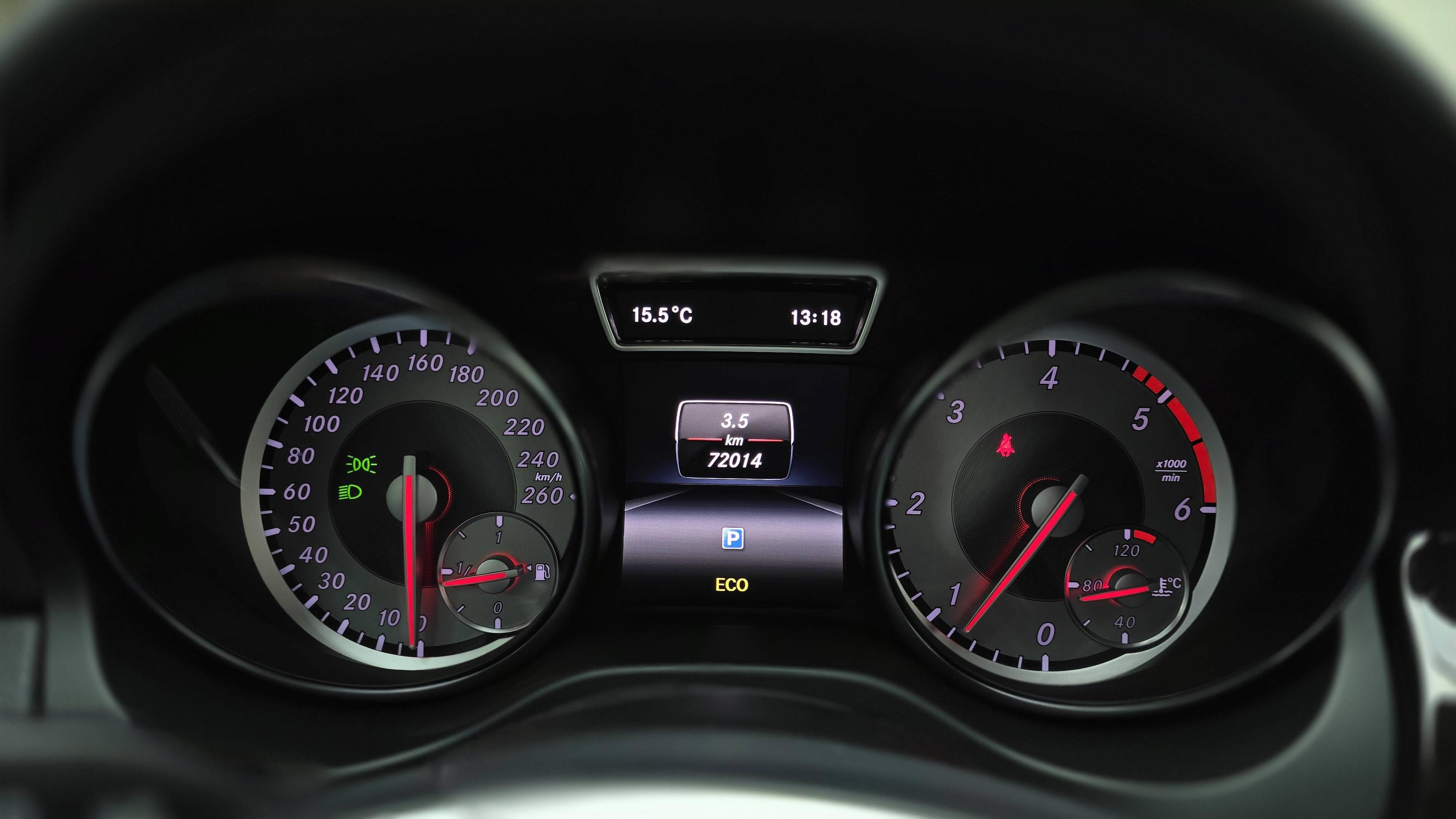 MERCEDES-BENZ CLASSE GLA