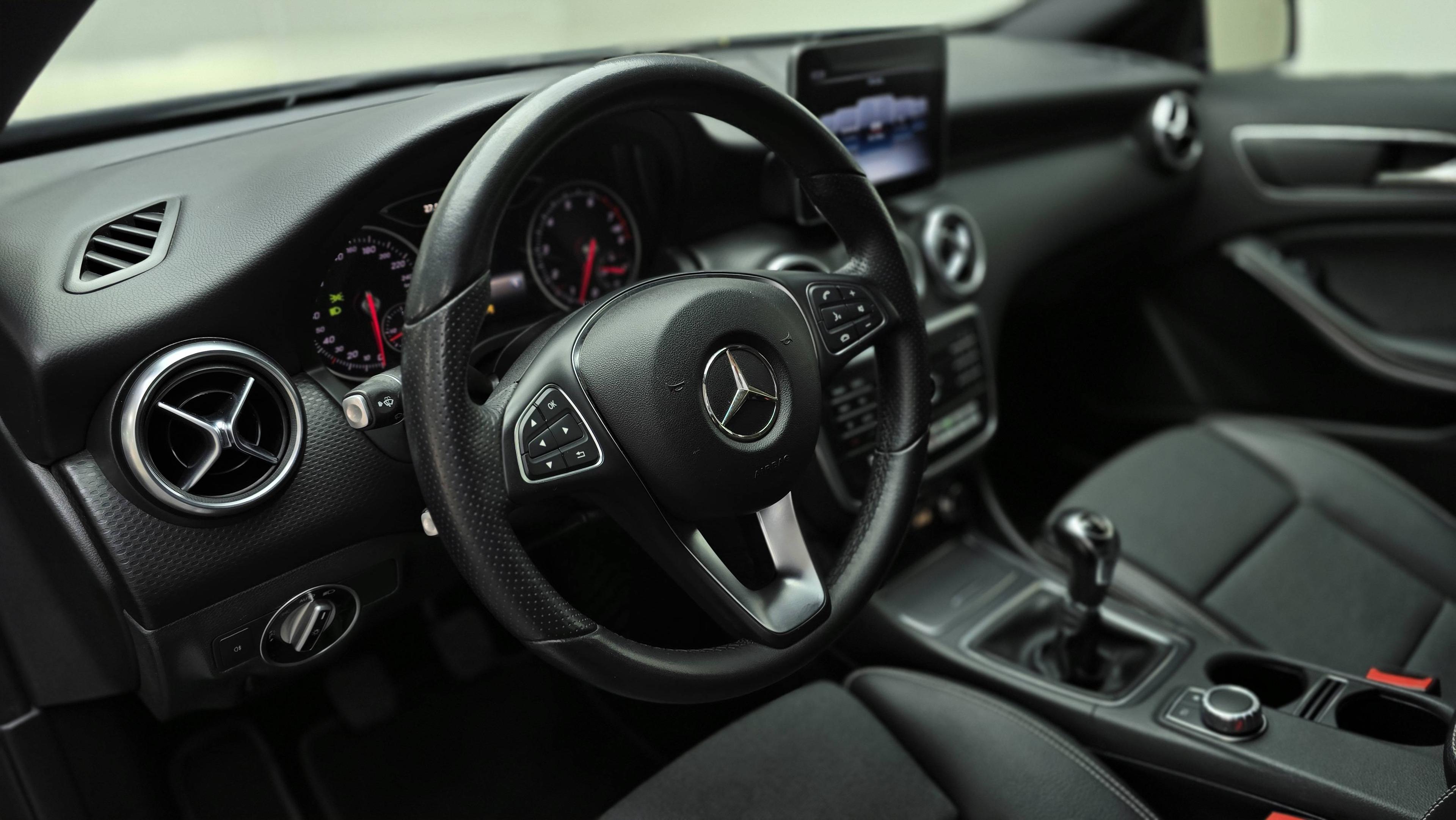 MERCEDES-BENZ CLASSE A