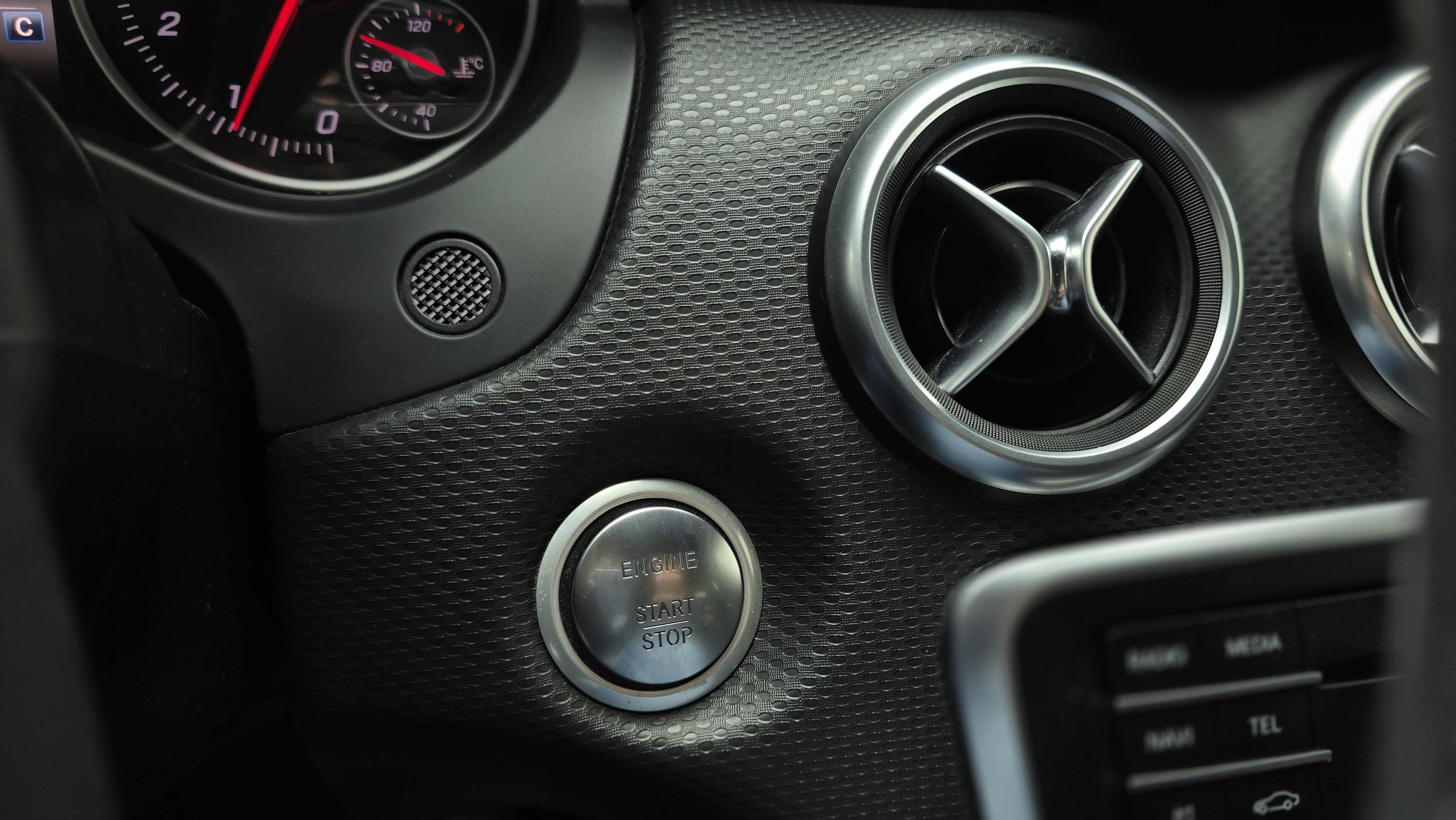 MERCEDES-BENZ CLASSE A